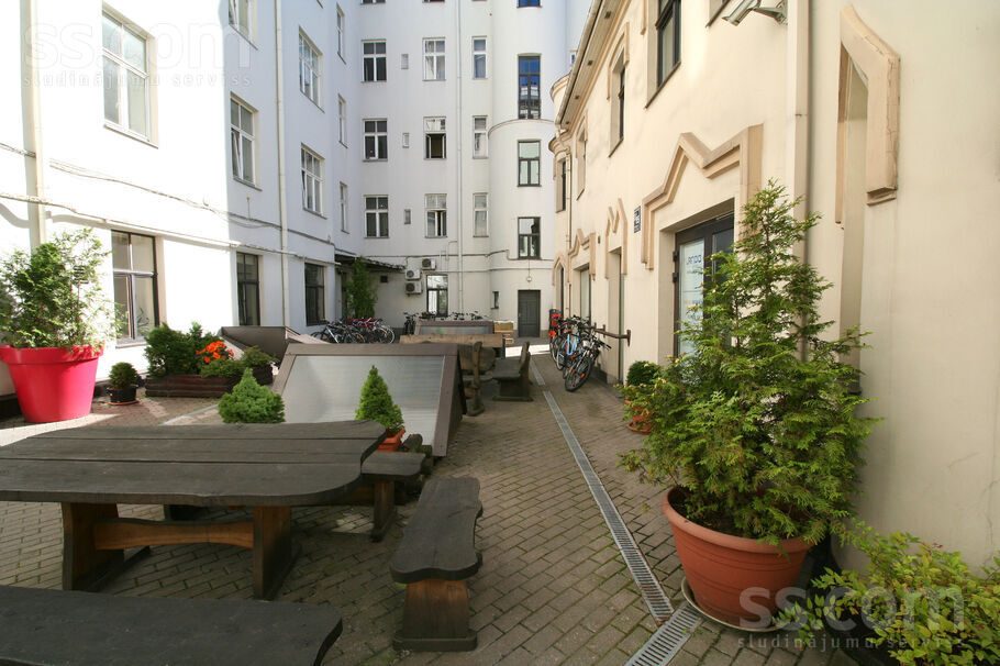 Apartment photo 17