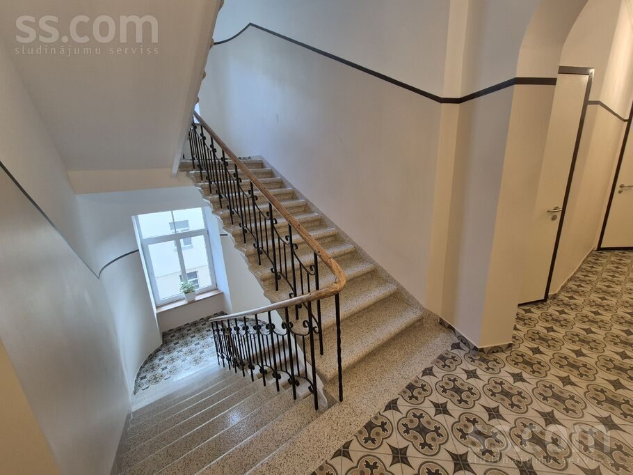 Apartment photo 5