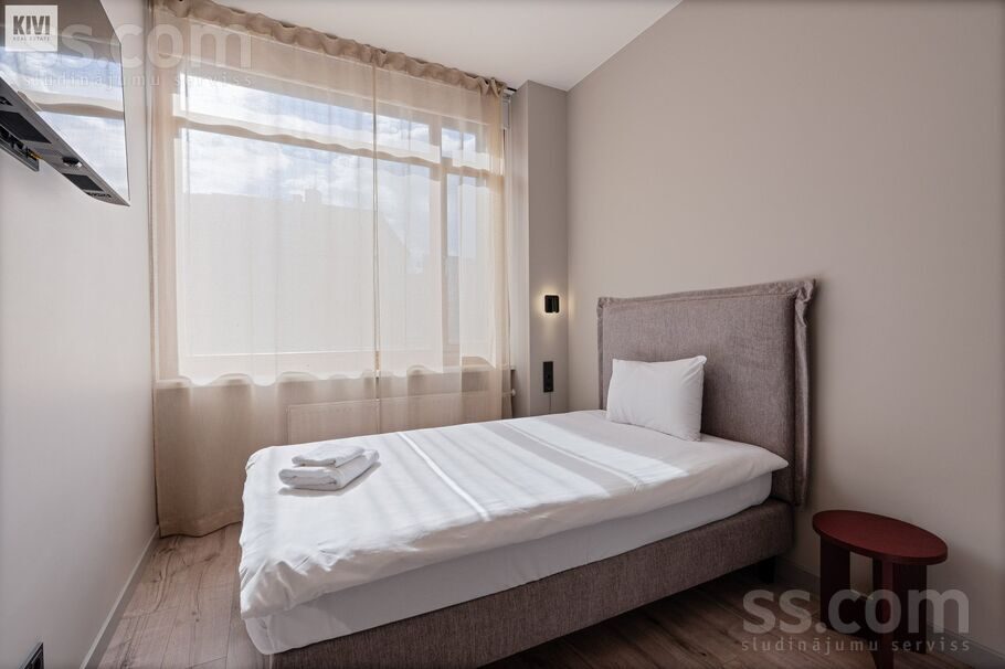 Apartment photo 2