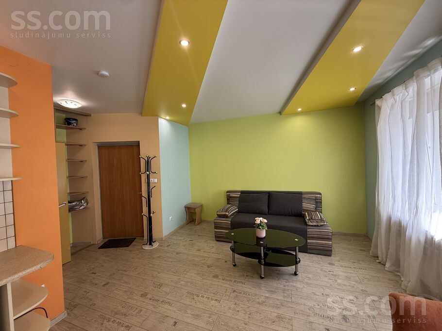 Apartment photo 2
