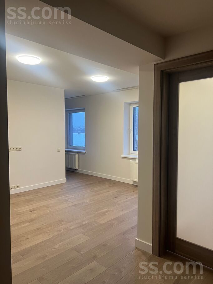 Apartment photo 2