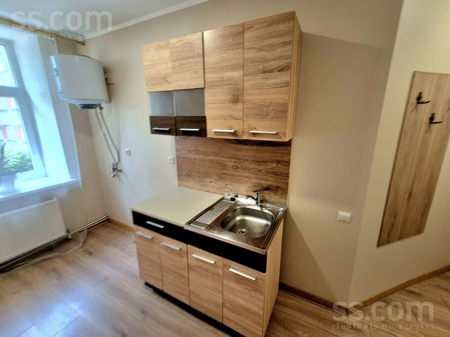Apartment photo 2