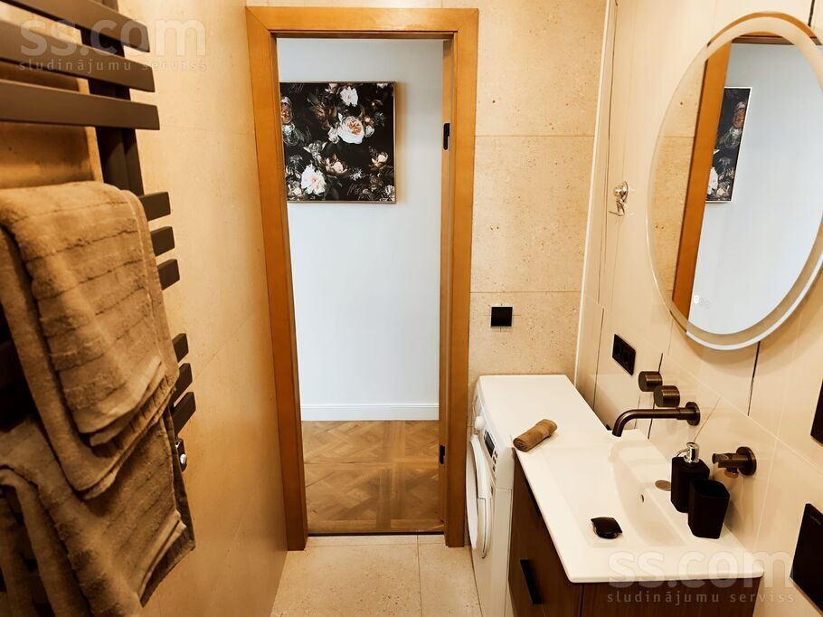 Apartment photo 7