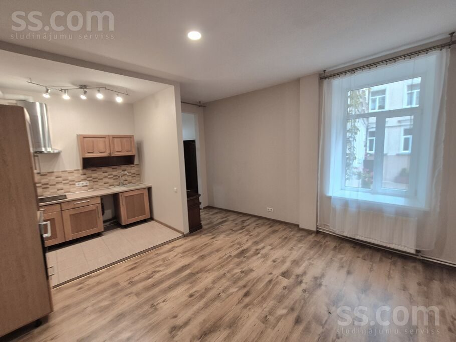Apartment photo 4