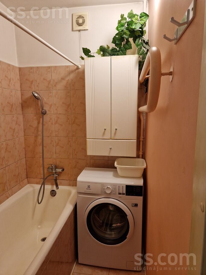 Apartment photo 8
