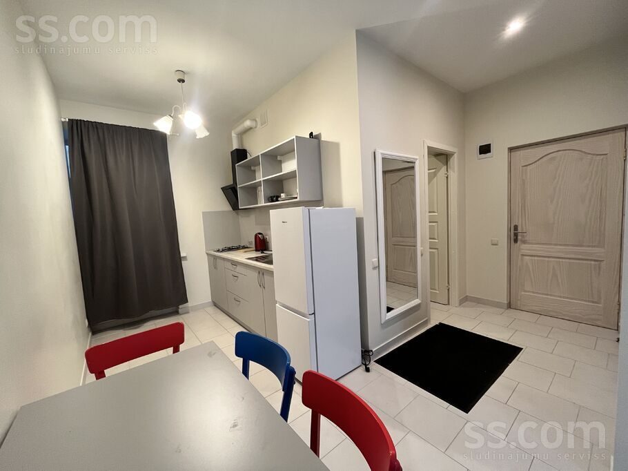 Apartment photo 2
