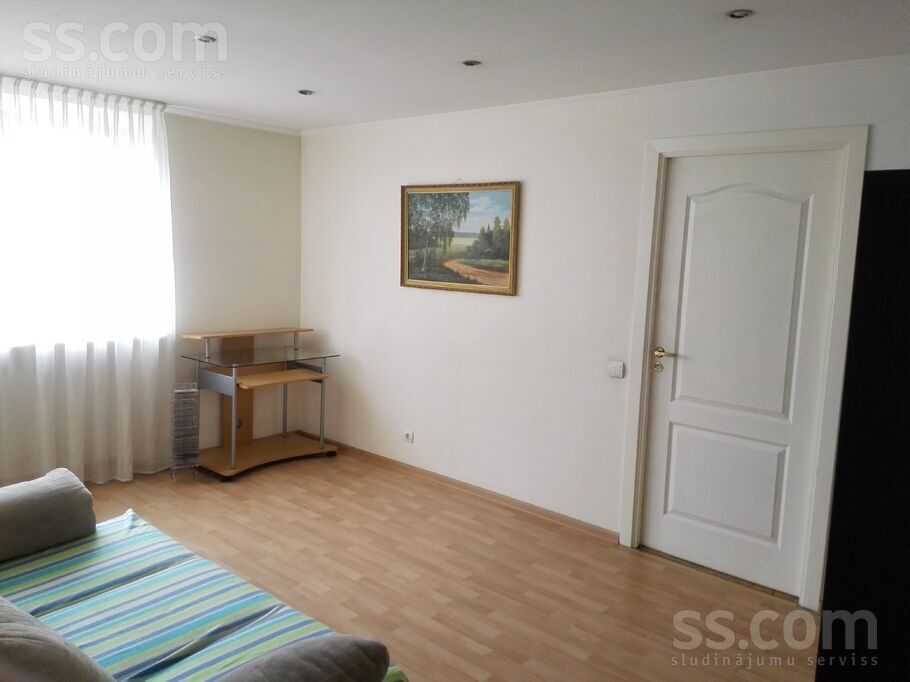 Apartment photo 2