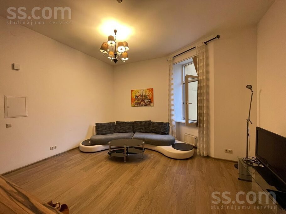 Apartment photo 11