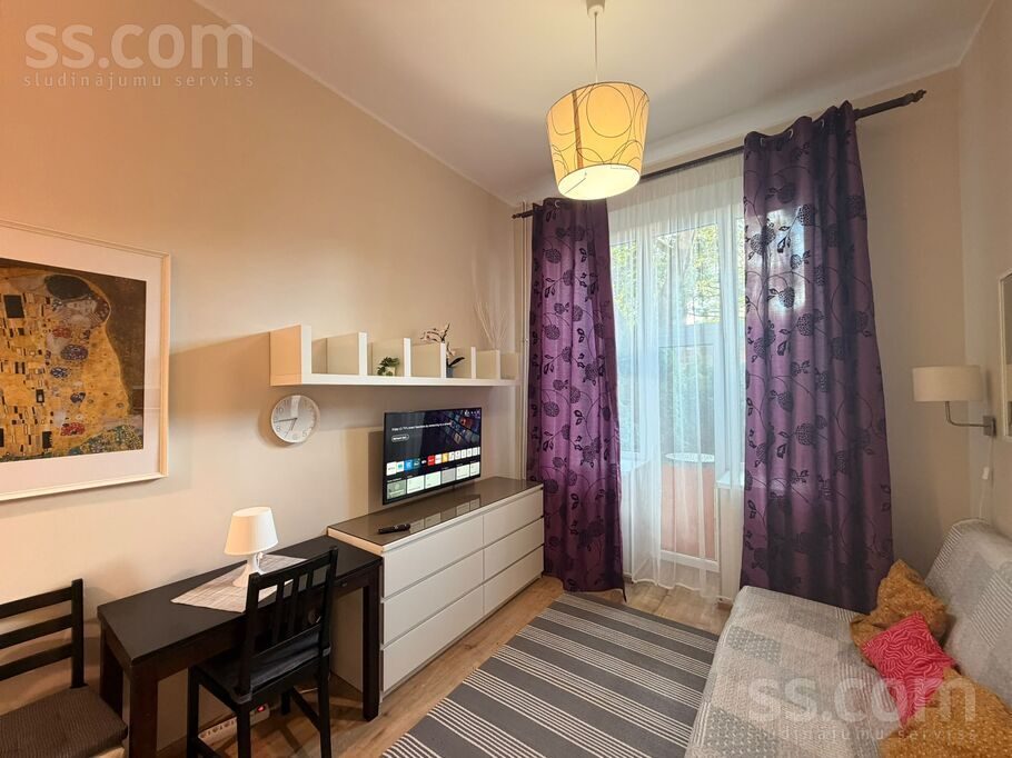 Apartment photo 2