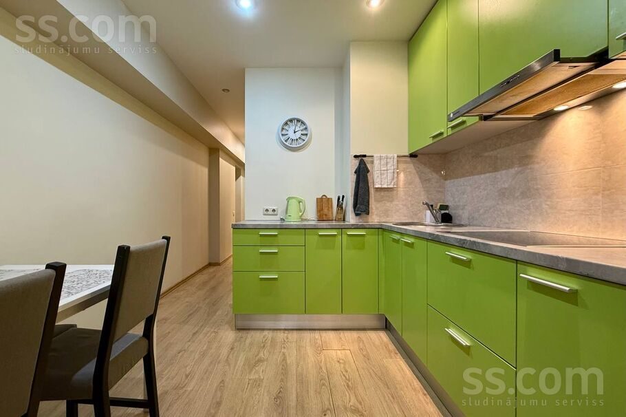 Apartment photo 2