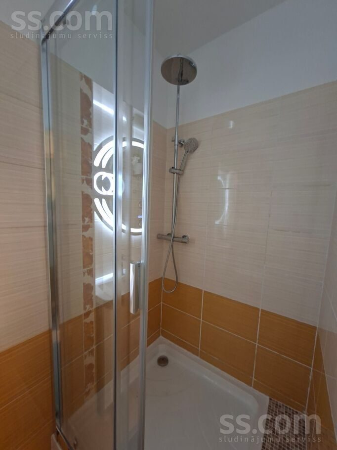 Apartment photo 5