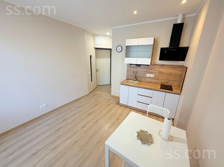 Apartment photo 2