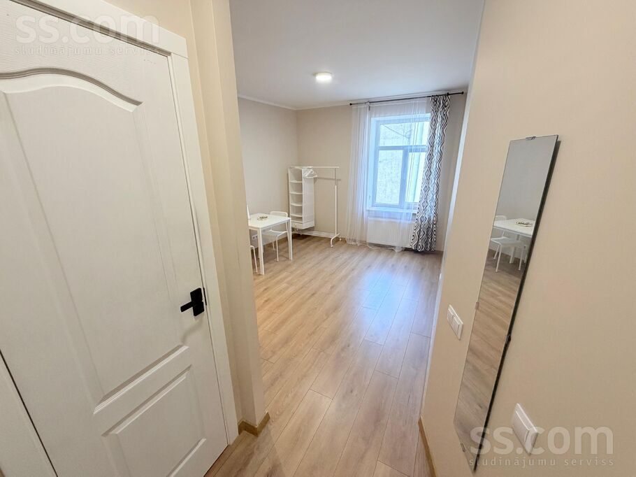 Apartment photo 4