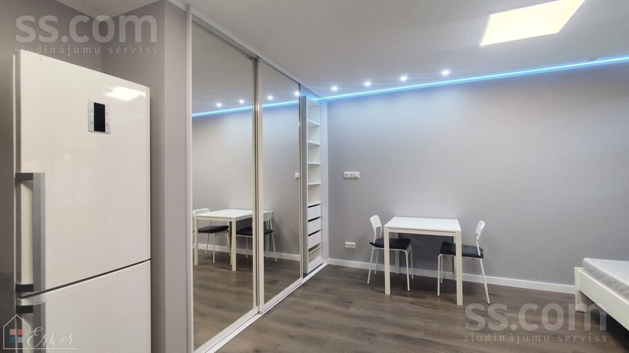 Apartment photo 3