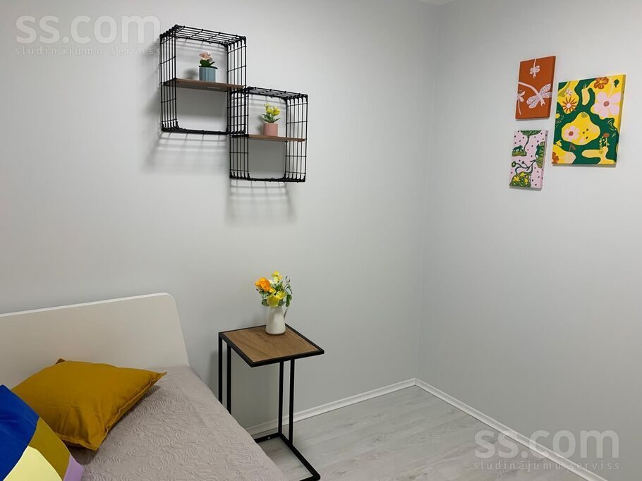 Apartment photo 8
