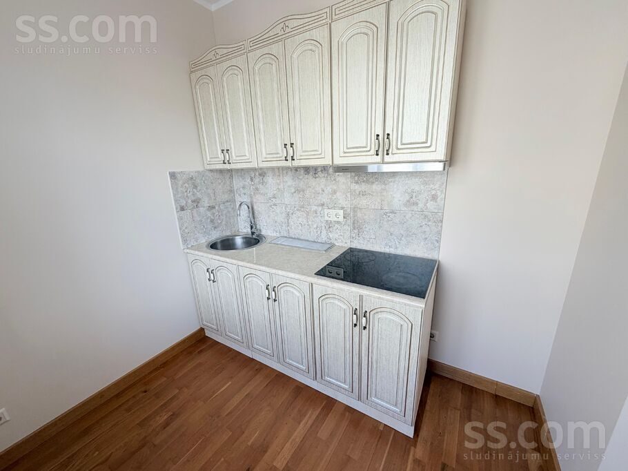 Apartment photo 4