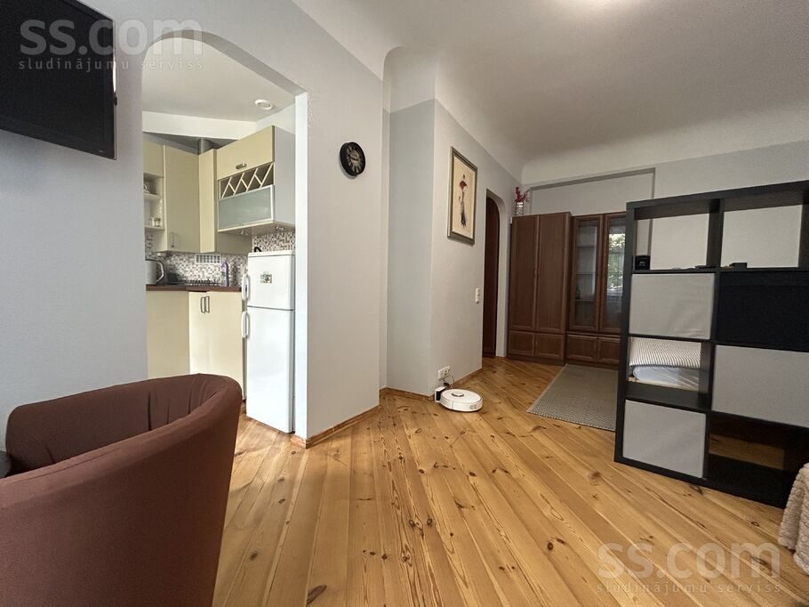 Apartment photo 2