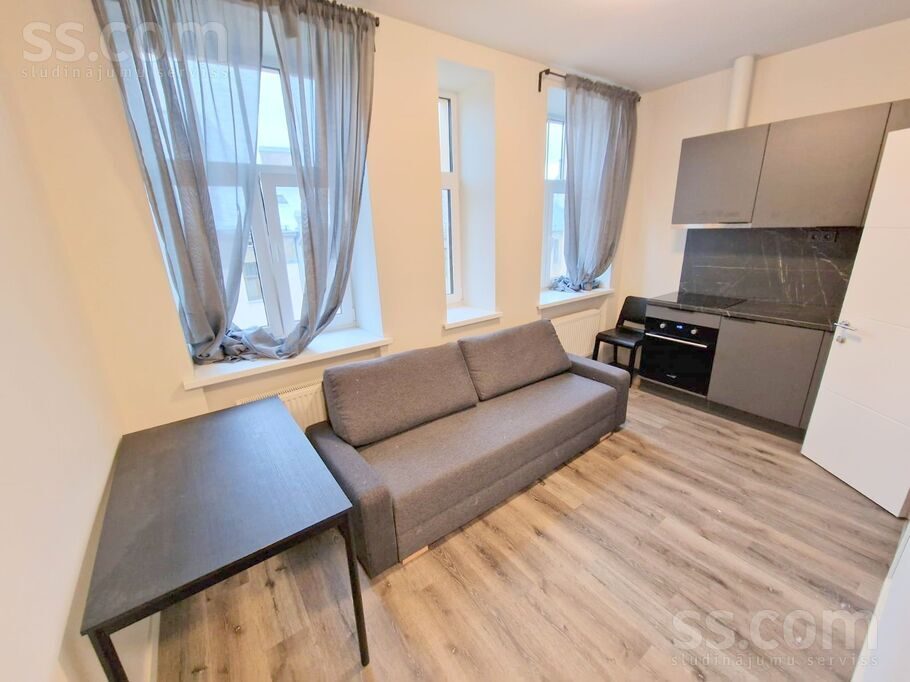 Apartment photo 2