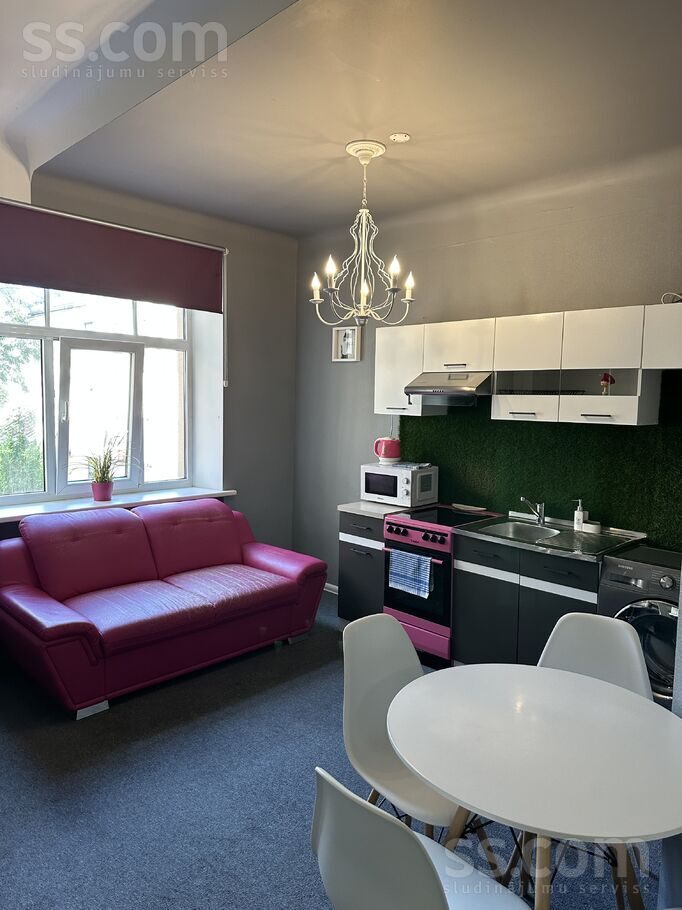 Apartment photo 2