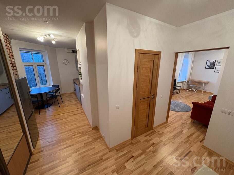 Apartment photo 3