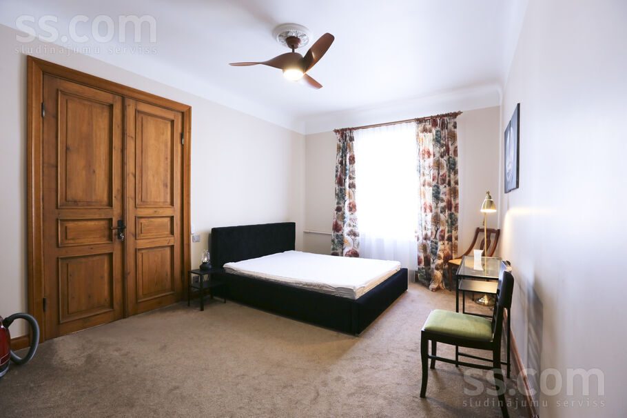 Apartment photo 5