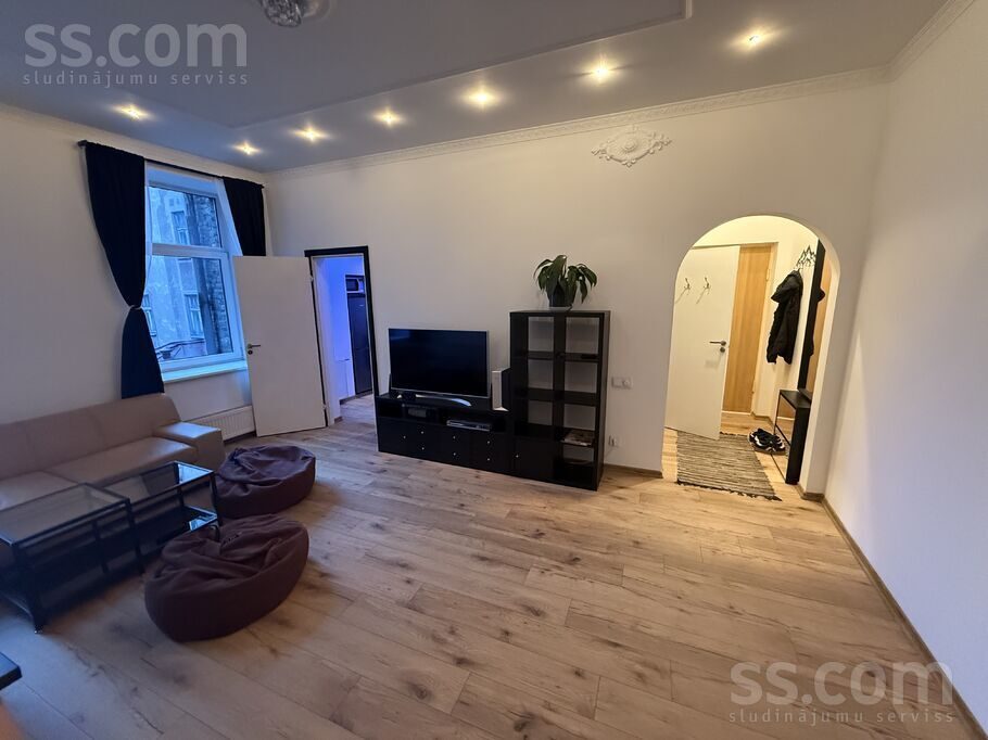 Apartment photo 3