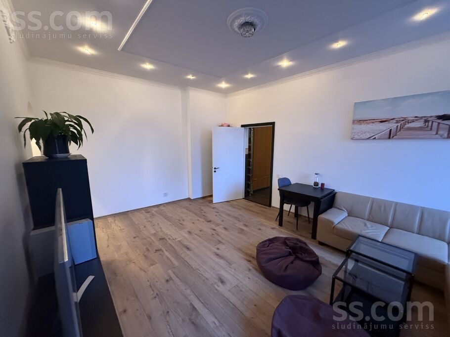 Apartment photo 4