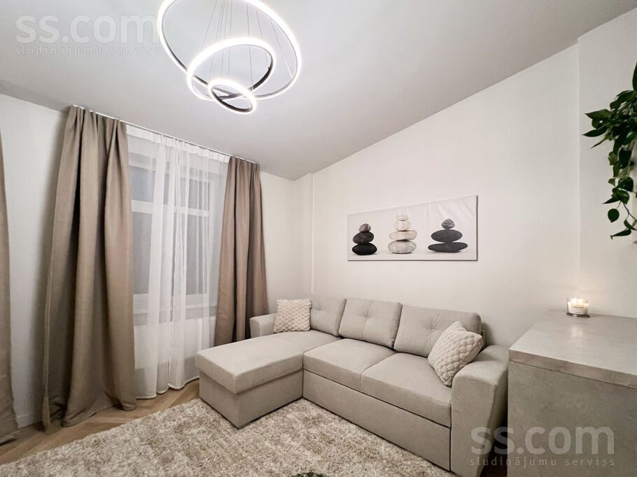 Apartment photo 2