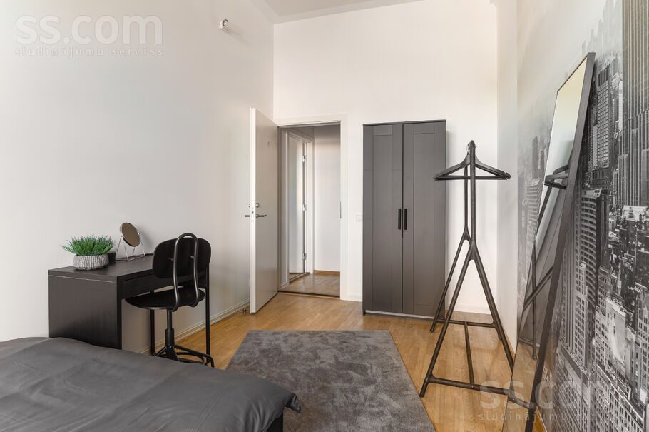 Apartment photo 2