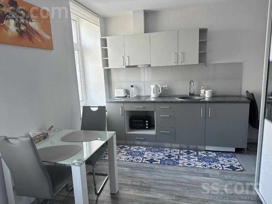 Apartment photo 4