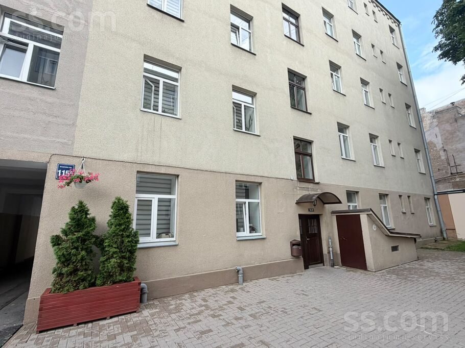 Apartment photo 5