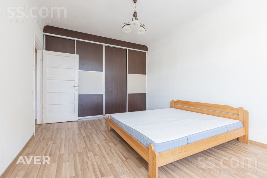 Apartment photo 5