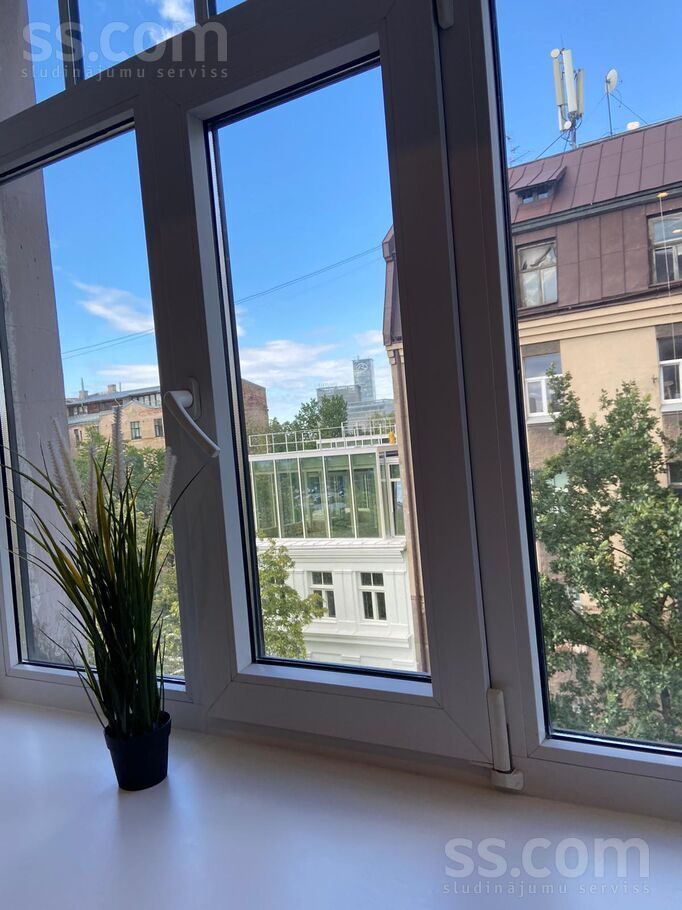 Apartment photo 2