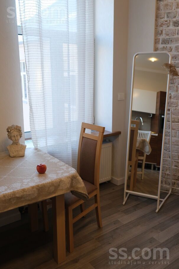 Apartment photo 2