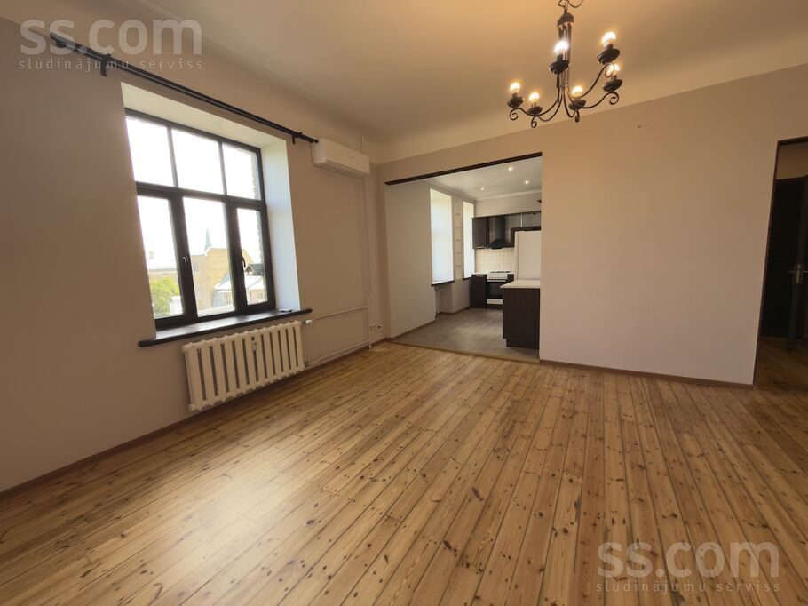 Apartment photo 3